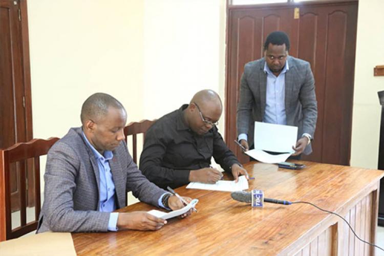 UDSM and GST sign a Memorandum